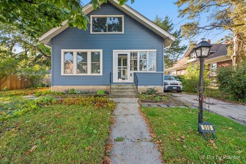 Photo of 510 McClure Avenue, Elgin, IL 60123 (MLS # 12492368)