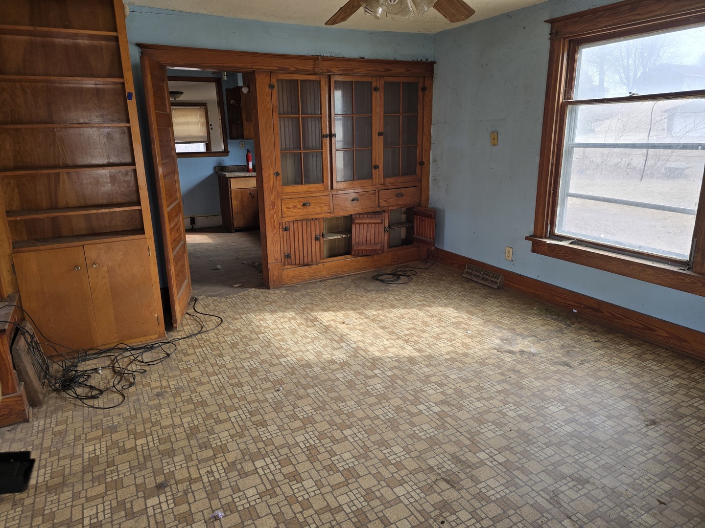 302 N Bluff Street