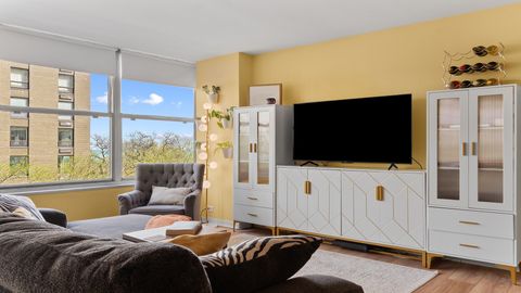 Tiny photo for 1000 N Lake Shore Drive #404, Chicago, IL 60611 (MLS # 12620665)