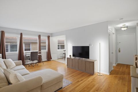 Tiny photo for 3057 N NARRAGANSETT Street #9, Chicago, IL 60634 (MLS # 12591081)