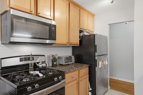 Tiny photo for 3057 N NARRAGANSETT Street #9, Chicago, IL 60634 (MLS # 12591081)