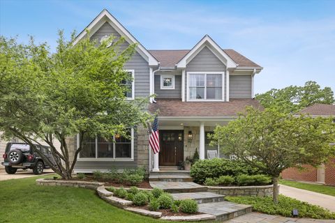Photo of 3842 Grove Avenue, Western Springs, IL 60558 (MLS # 12652717)