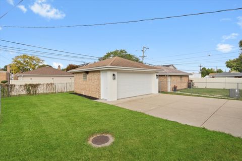 Tiny photo for 8804 S Fairfield Avenue, Evergreen Park, IL 60805 (MLS # 12505417)