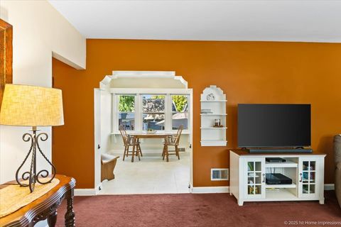 Tiny photo for 9206 S Troy Avenue, Evergreen Park, IL 60805 (MLS # 12632163)