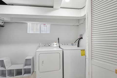 Tiny photo for 2913 N Kolmar Avenue, Chicago, IL 60641 (MLS # 12633755)