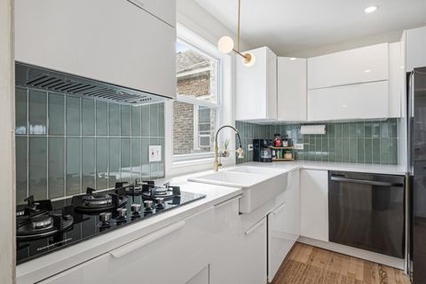Tiny photo for 2913 N Kolmar Avenue, Chicago, IL 60641 (MLS # 12633755)