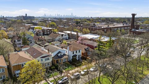 Tiny photo for 2913 N Kolmar Avenue, Chicago, IL 60641 (MLS # 12633755)