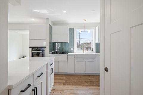 Tiny photo for 2913 N Kolmar Avenue, Chicago, IL 60641 (MLS # 12633755)