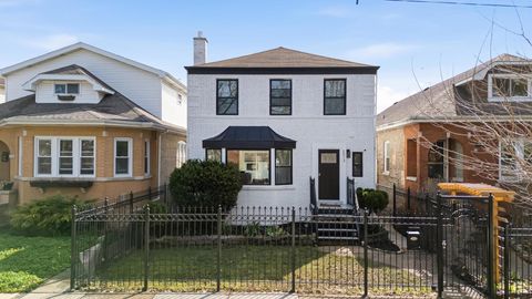 Photo of 2913 N Kolmar Avenue, Chicago, IL 60641 (MLS # 12633755)