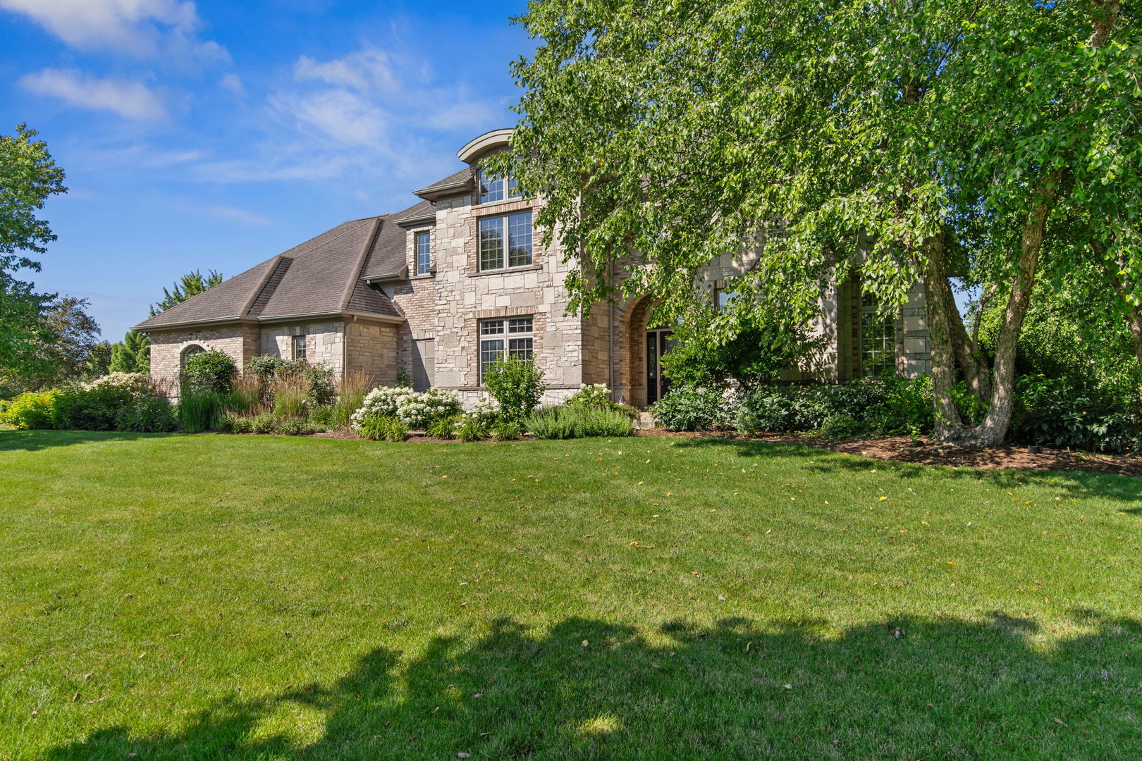 3N874 John Greenleaf Whittier Place