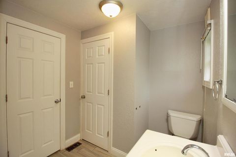 Tiny photo for 817 MARQUETTE Street, Davenport, IA 52802 (MLS # QC4269222)