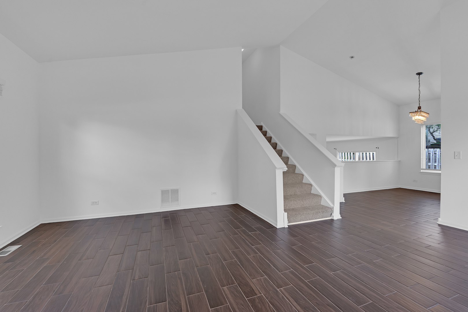 25880 W Brooks Farm Road