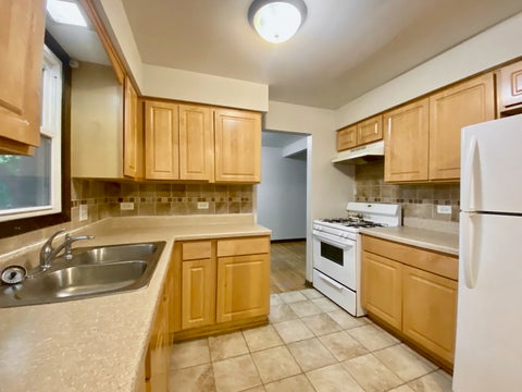 Tiny photo for 16428 Wabash Avenue, South Holland, IL 60473 (MLS # 12676809)