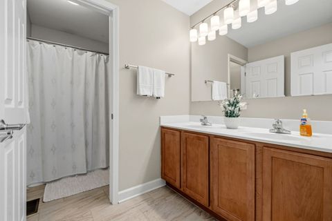 Tiny photo for 2843 Sweet Clover Way, Wauconda, IL 60084 (MLS # 12596093)