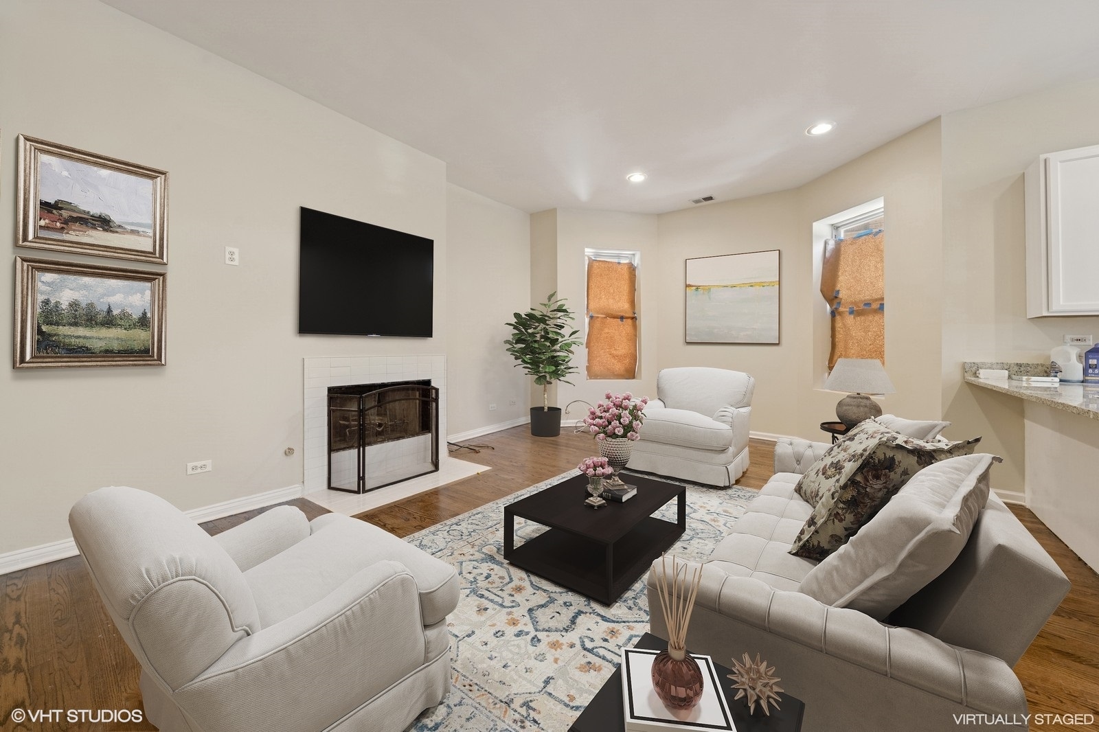 1222 E 64th Street 1E