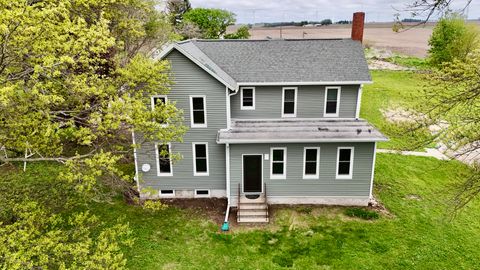 Photo of 17767 2400 N Avenue, Walnut, IL 61376 (MLS # 12633982)