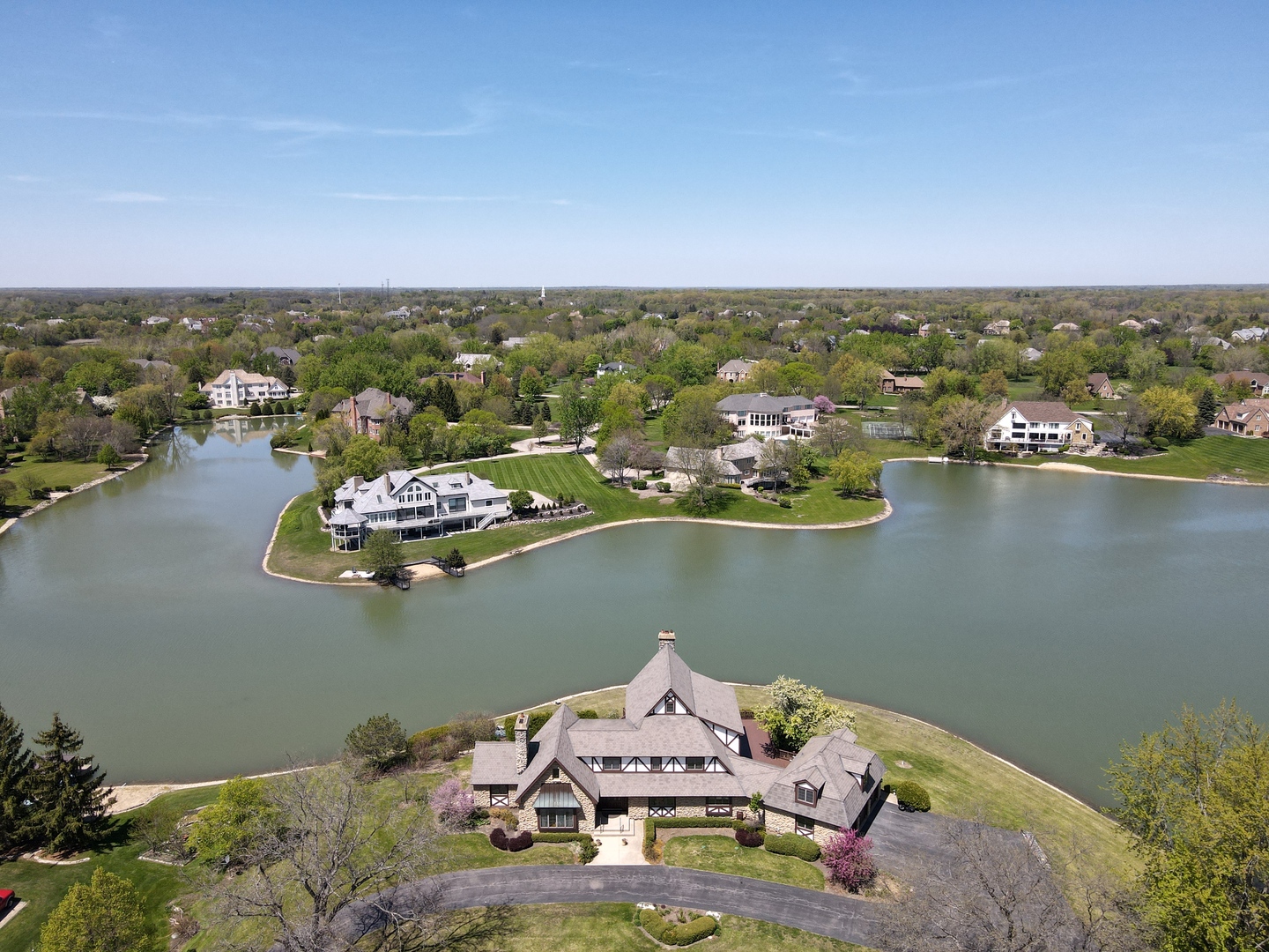 10 Shoreside Drive