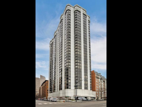 Photo of 990 N Lake Shore Drive #8A, Chicago, IL 60611 (MLS # 12788609)