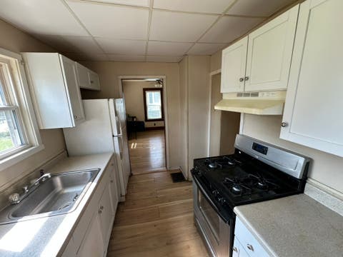 Tiny photo for 945 S Chambers Street, Galesburg, IL 61401 (MLS # 12725901)