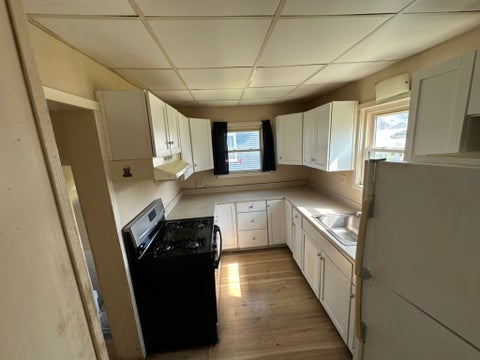 Tiny photo for 945 S Chambers Street, Galesburg, IL 61401 (MLS # 12725901)