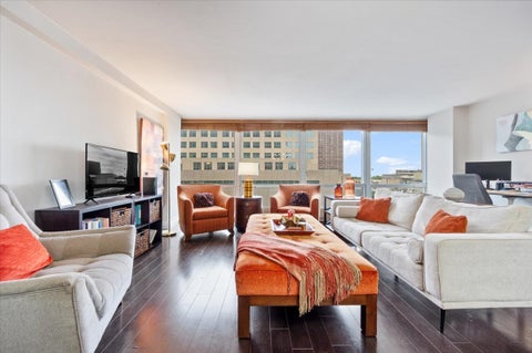 Tiny photo for 330 W Diversey Parkway #706, Chicago, IL 60657 (MLS # 12776940)