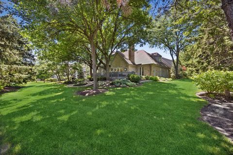 Tiny photo for 9 Tartan Road, Burr Ridge, IL 60527 (MLS # 12692534)