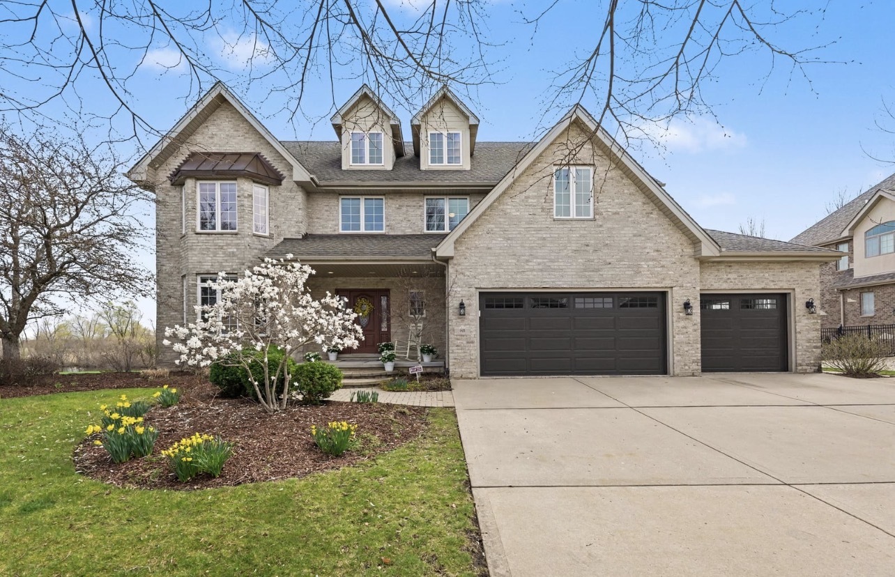 608 Rookery Lane