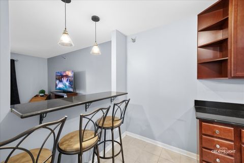 Tiny photo for 120 Glengarry Drive #212, Bloomingdale, IL 60108 (MLS # 12613968)