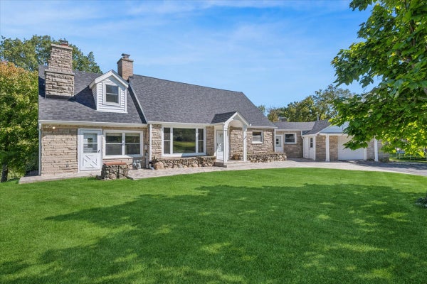 7616 NEWBOLD RD, CARY, IL 60013 - Image d0bbbb033b68a134e25e1bb59e4d286d/4096450522