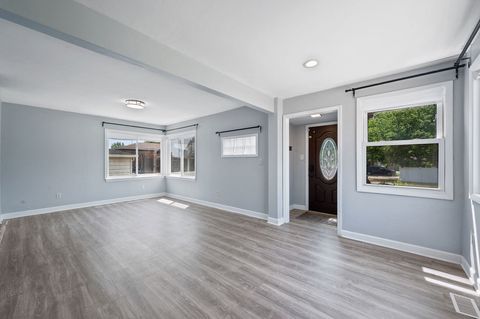 Tiny photo for 11319 S Green Bay Avenue, Chicago, IL 60617 (MLS # 12459556)