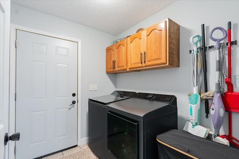 Tiny photo for 901 Barbara Drive, Heyworth, IL 61745 (MLS # 12541989)