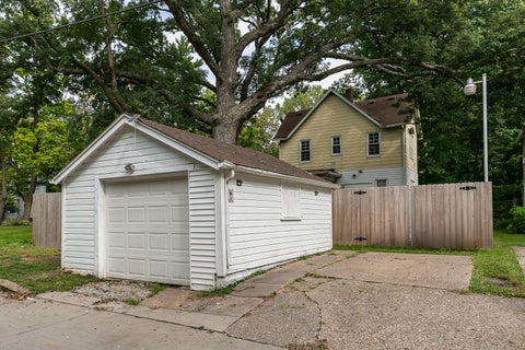 Tiny photo for 719 3RD Street, Moline, IL 61265 (MLS # 12773083)