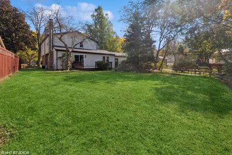 Tiny photo for 1525 CHICKASAW Drive, Naperville, IL 60563 (MLS # 12418243)