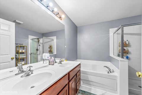Tiny photo for 908 Elizabeth Drive, Streamwood, IL 60107 (MLS # 12630104)