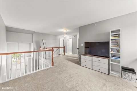 Tiny photo for 908 Elizabeth Drive, Streamwood, IL 60107 (MLS # 12630104)