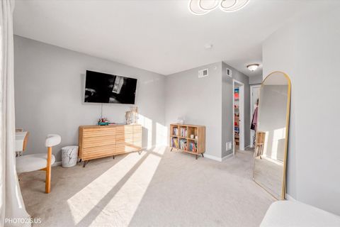 Tiny photo for 908 Elizabeth Drive, Streamwood, IL 60107 (MLS # 12630104)