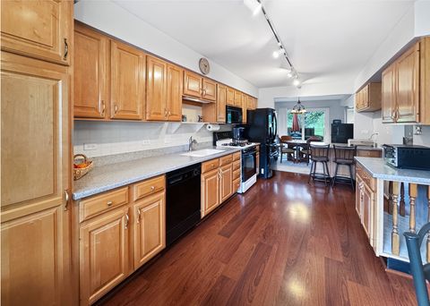 Tiny photo for 1028 Cumberland Court, Vernon Hills, IL 60061 (MLS # 12480622)