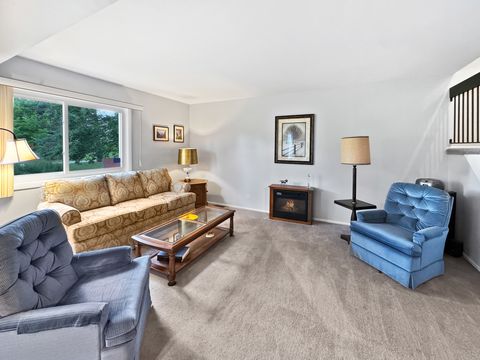 Tiny photo for 1028 Cumberland Court, Vernon Hills, IL 60061 (MLS # 12480622)