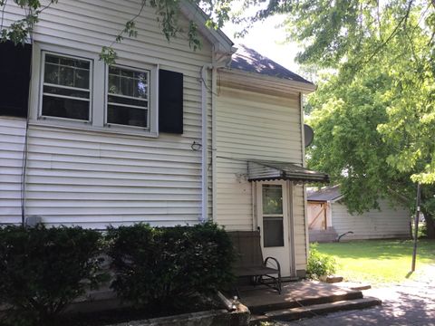 A home in East Hazel Crest