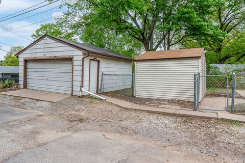 Tiny photo for 2318 N Sturdevant Street, Davenport, IA 52804 (MLS # 12636574)