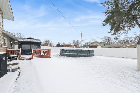 Tiny photo for 15201 GEOFFREY Road, Oak Forest, IL 60452 (MLS # 12536534)