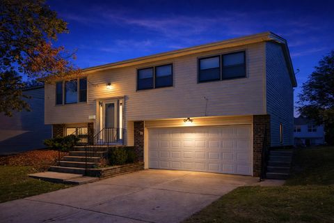 Tiny photo for 20067 Monterey Avenue, Lynwood, IL 60411 (MLS # 12585911)