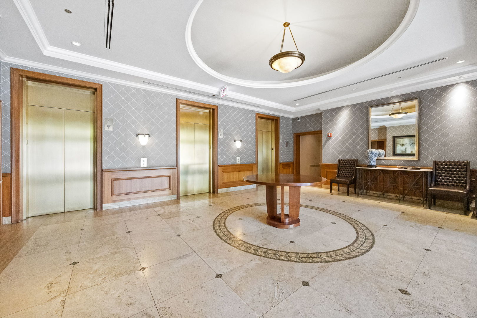 1322 S Prairie Avenue 804