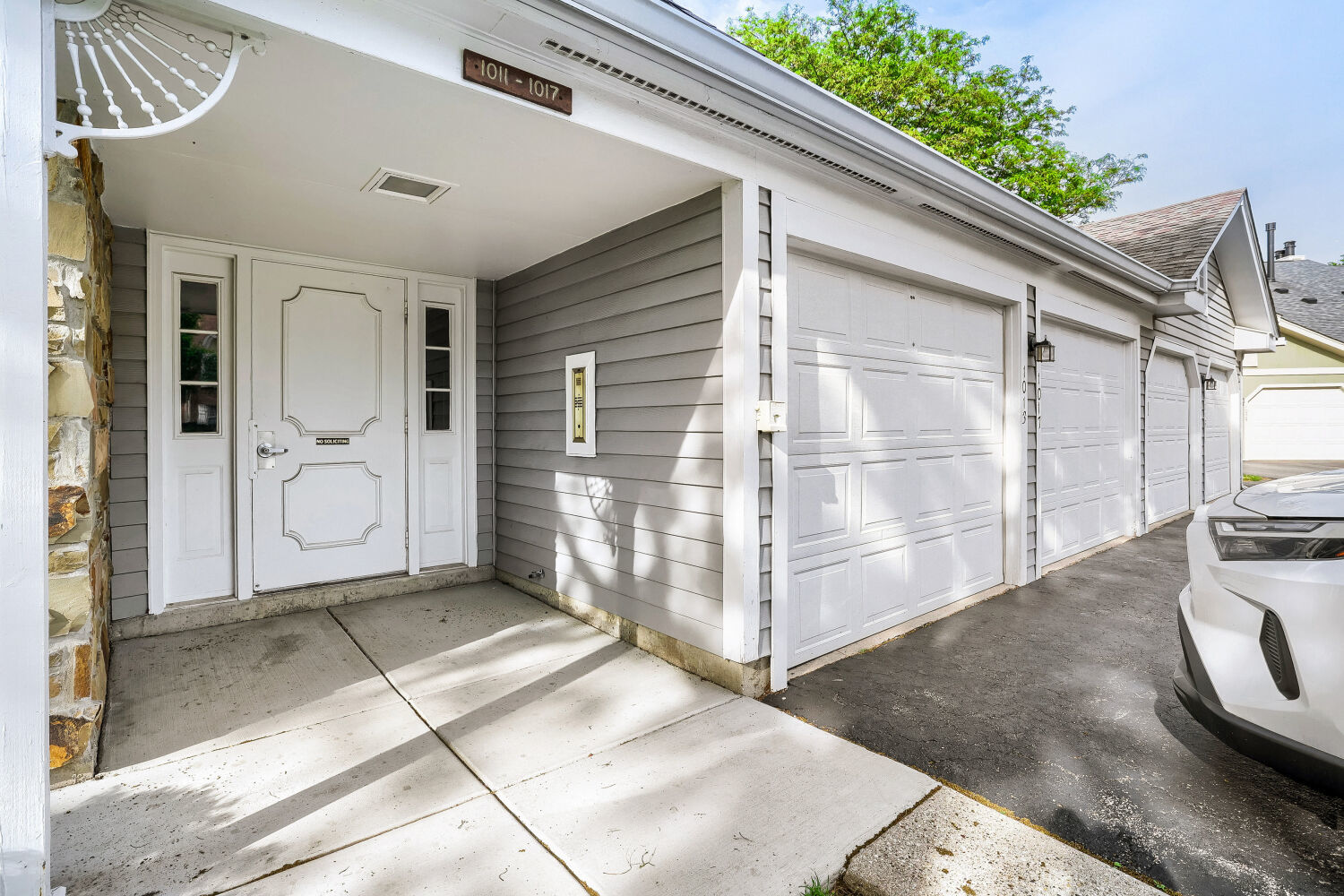 1017 Auburn Lane 1017