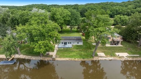 A home in Dixon