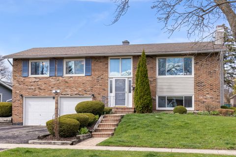 Photo of 2508 Stonewall Avenue, Woodridge, IL 60517 (MLS # 12610986)