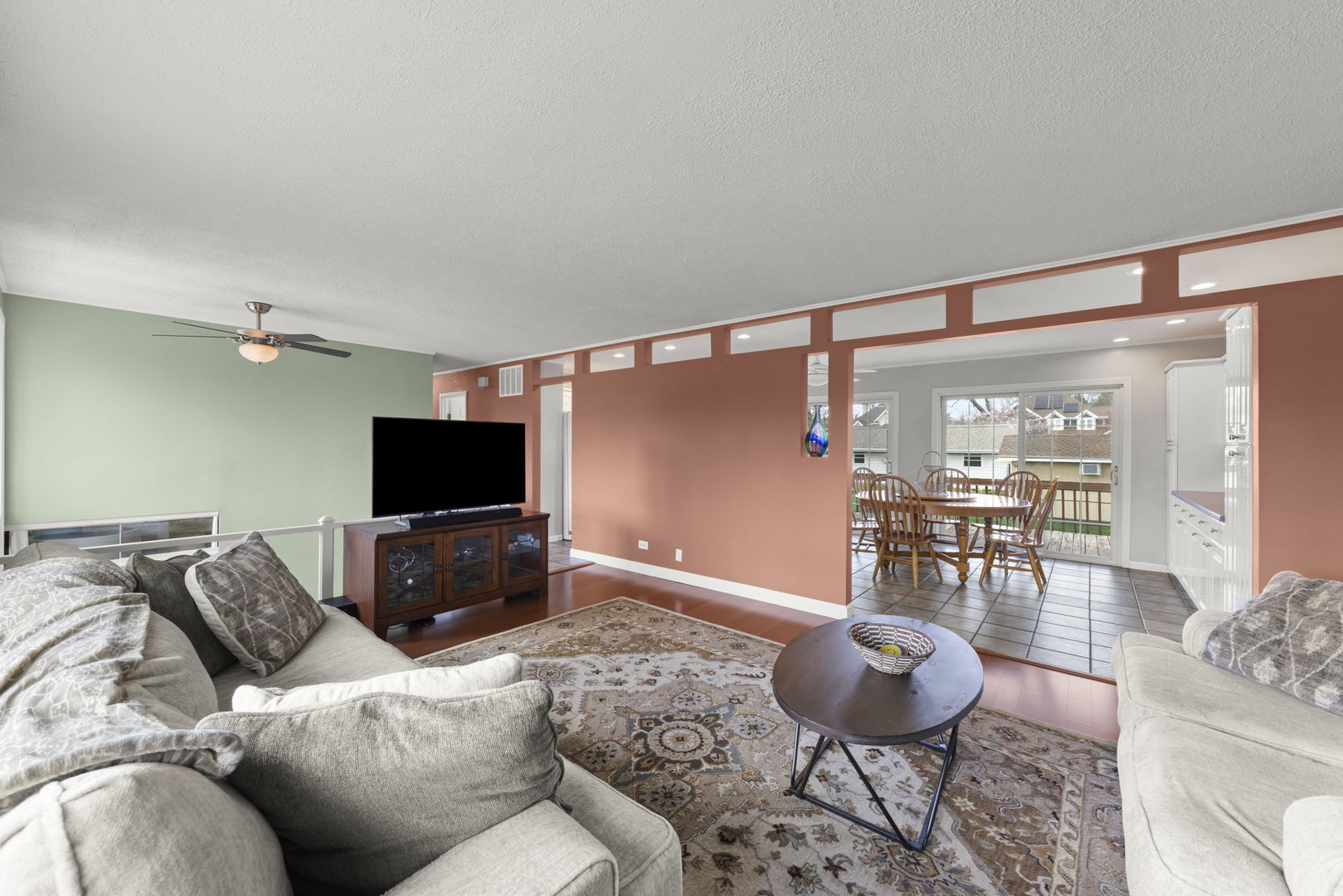 2508 Stonewall Avenue