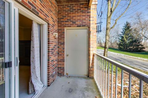 Tiny photo for 605 Barrington Avenue #140, East Dundee, IL 60118 (MLS # 12527113)