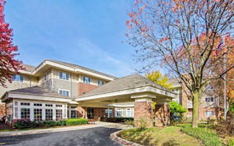 605 Barrington Avenue 140 East Dundee IL 60118