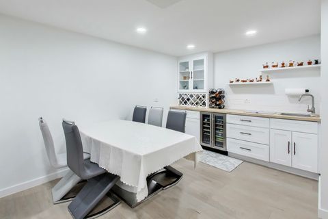 Tiny photo for 301 Didier Court, Buffalo Grove, IL 60089 (MLS # 12597804)